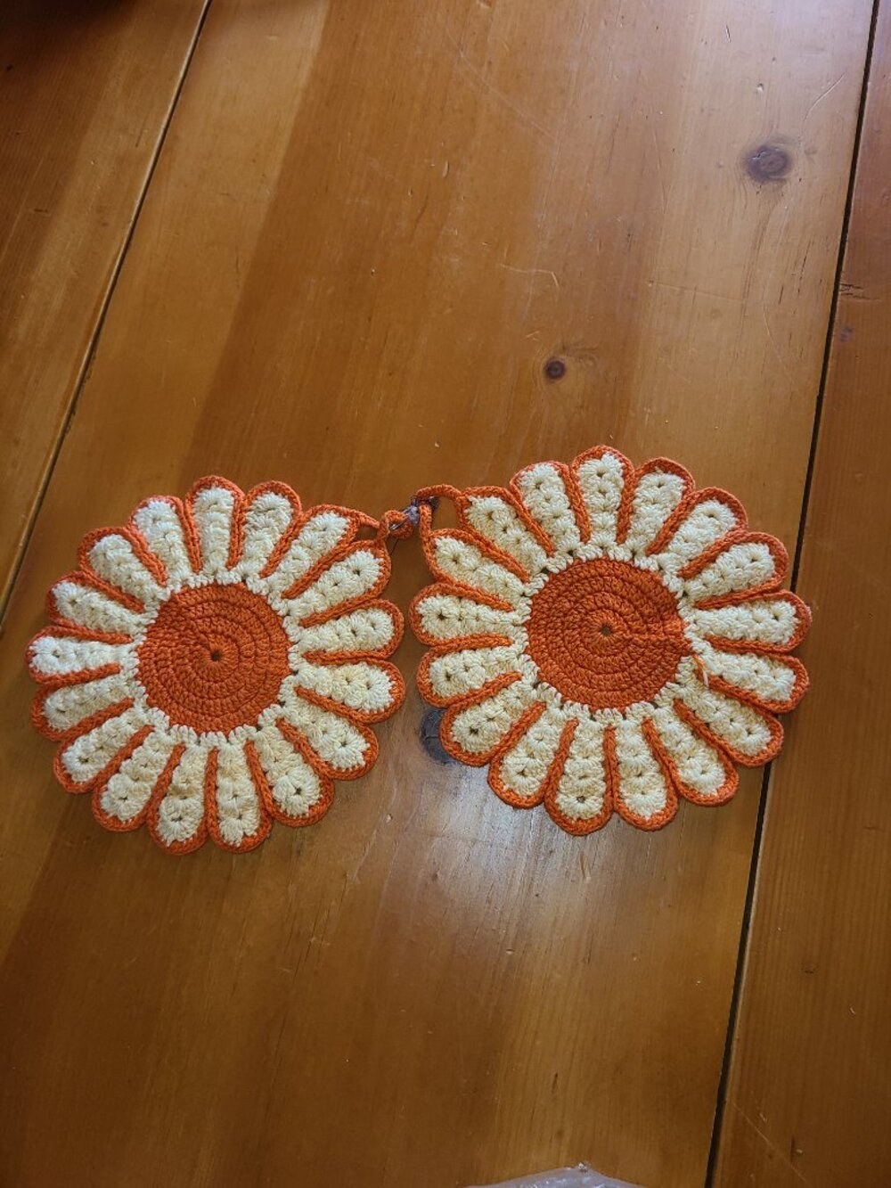 2 Vintage Handmade Crocheted Hot Pad Trivet Cream Orange Flower 6" Retro 70's